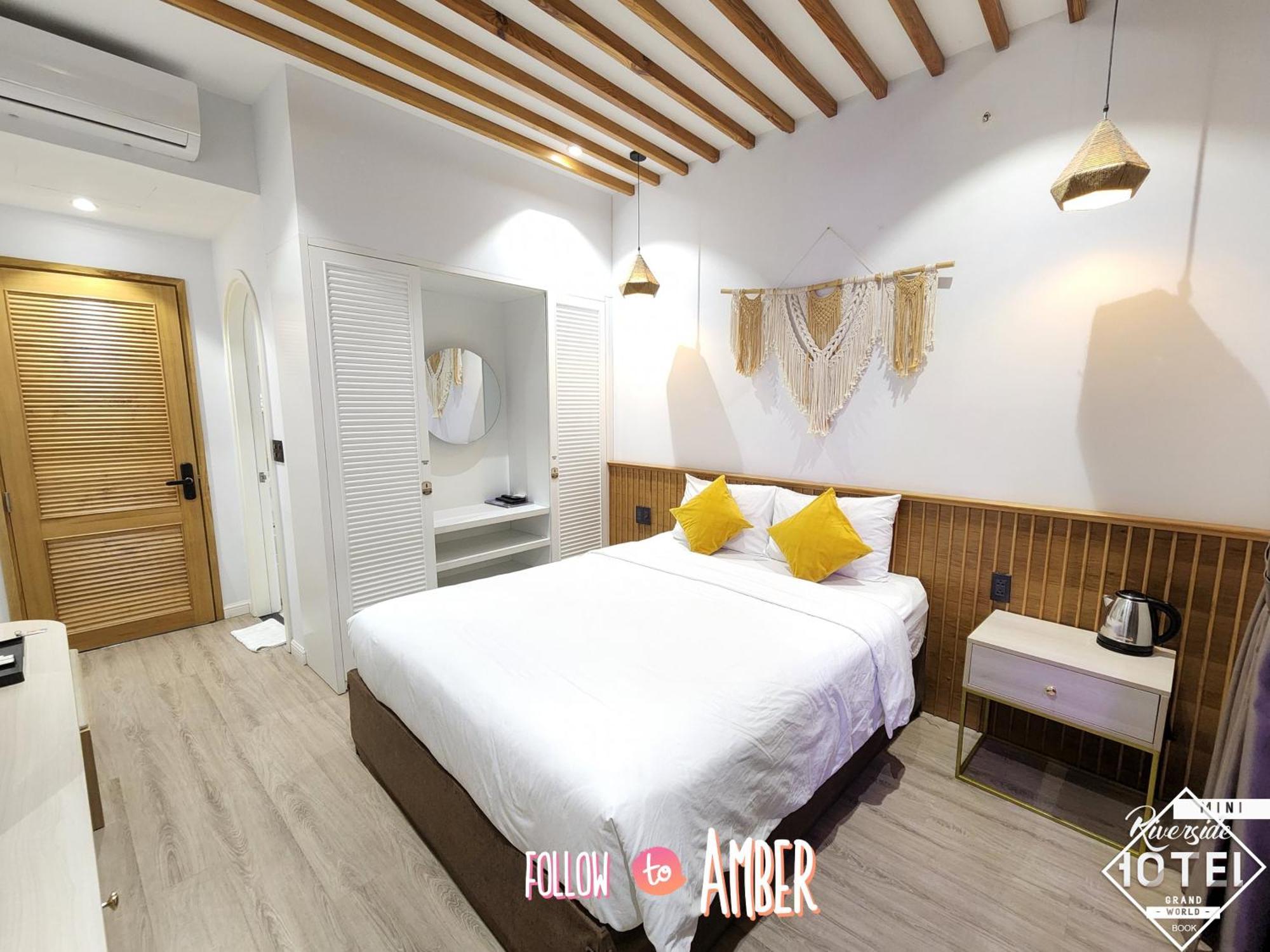Riverside Mini Hotel Grand World Phu Quoc Exteriör bild